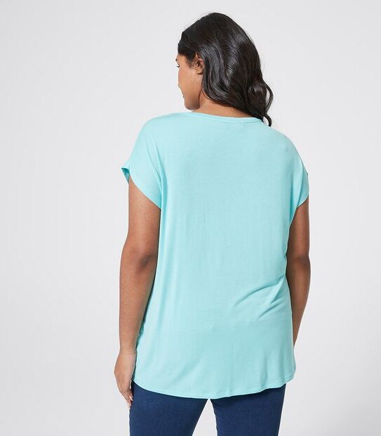 Belle Curve V-Neck T-Shirt