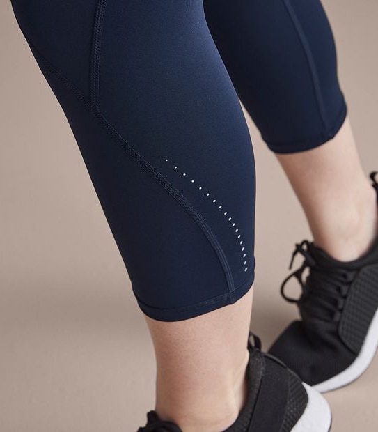 Active 3/4 Length Infinity Tights 