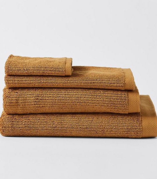 Classic Ribbed Bath Towel