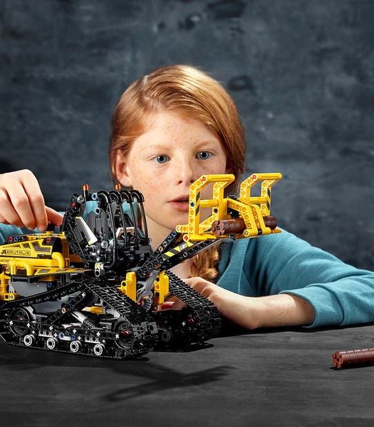 LEGO&reg; Technic Tracked Loader 42094