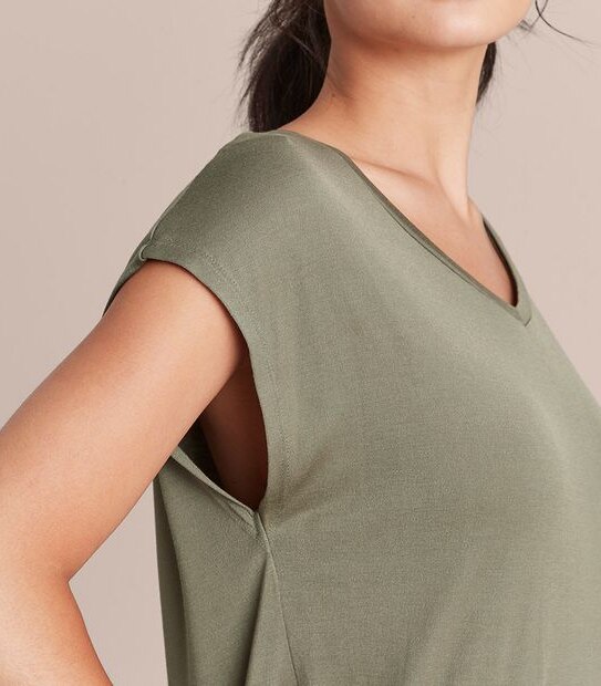 Active Core V-Neck T-Shirt