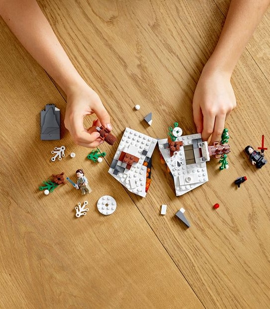 LEGO&reg; Star Wars&trade; Duel on Starkiller Base 75236