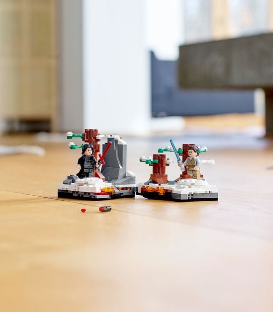 LEGO&reg; Star Wars&trade; Duel on Starkiller Base 75236