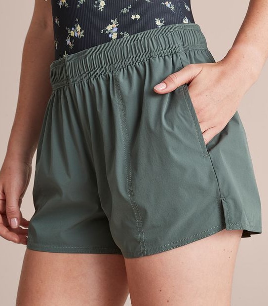 Lily Loves Boardshorts