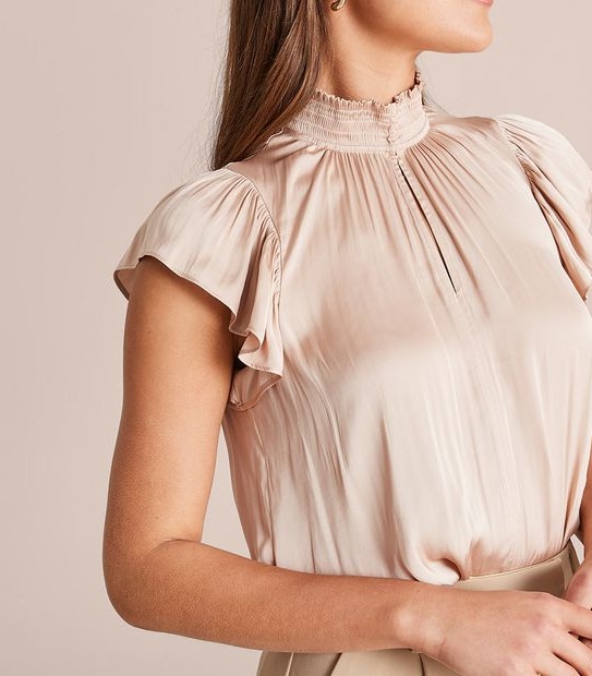 Preview Flutter Sleeve Blouse