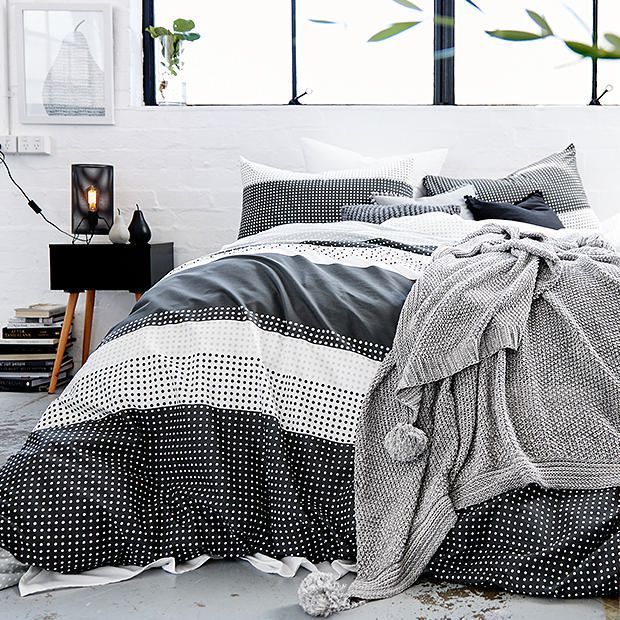 Hexagon Stripe Quilt Cover Set Hexagon Stripe Quilt Cover Set