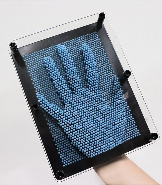 YG93762 PIN ART