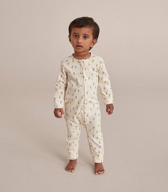 S23 258674_02 UNI ZP COVERALL FOOTLESS LEMONS CRM 1 of 6