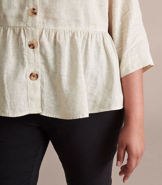 Curve European Linen 3/4 Sleeve V-Neck Blouse