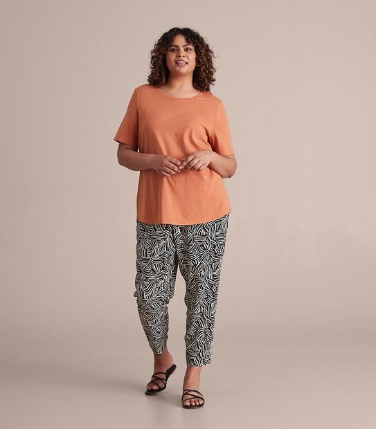Curve Organic Cotton T-Shirt