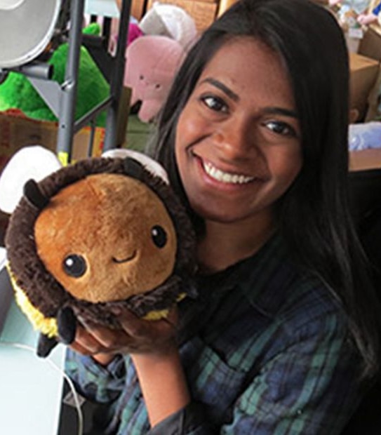 Squishable Mini Fuzzy Bumblebbee 17cm