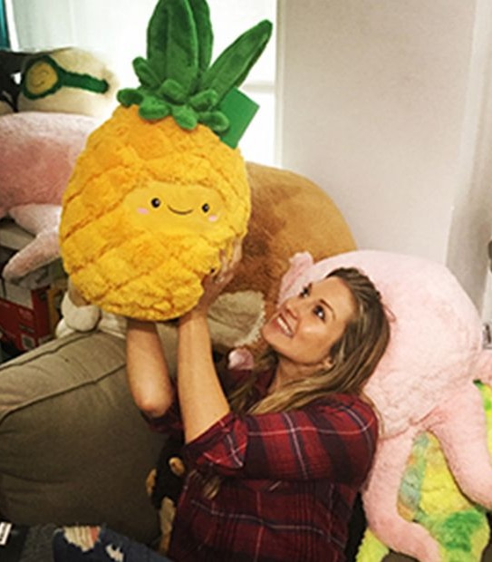 Squishable Pineapple 38cm