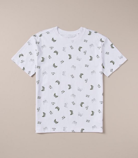 245584_04 SS TEE AOP GAME REMOTE - WHITE