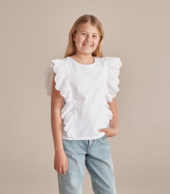 WX252489_01 S23 SS KNIT BRODERIE SLEEVE TOP WHITE
