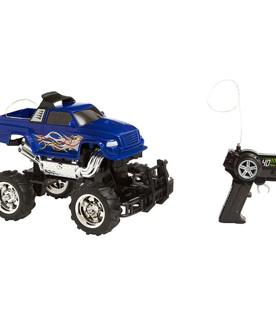 Eztec Radio Control Full Function Rumble 'N Roar Truck
