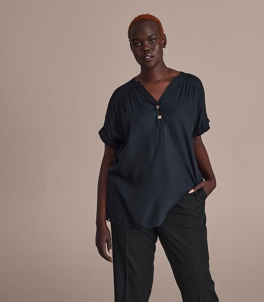 Curve Dallas Button Front Top
