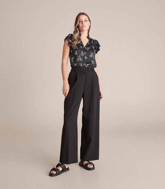 Preview Flutter Sleeve Blouse