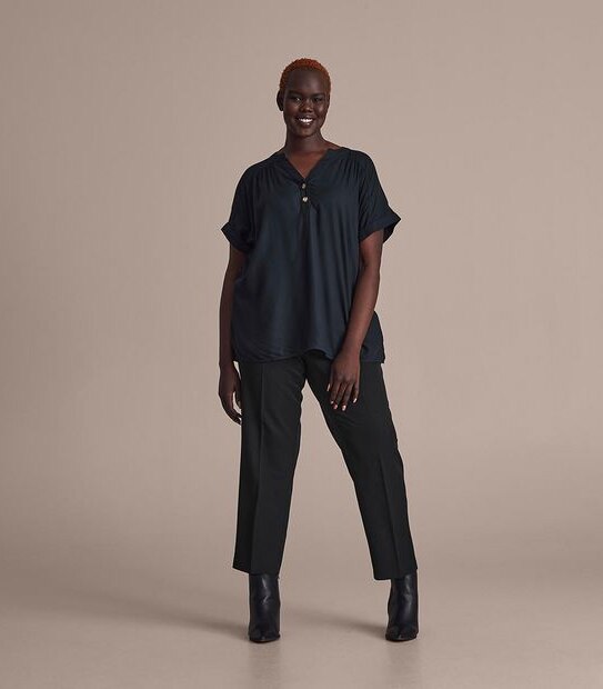 Curve Dallas Button Front Top