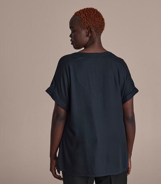 Curve Dallas Button Front Top