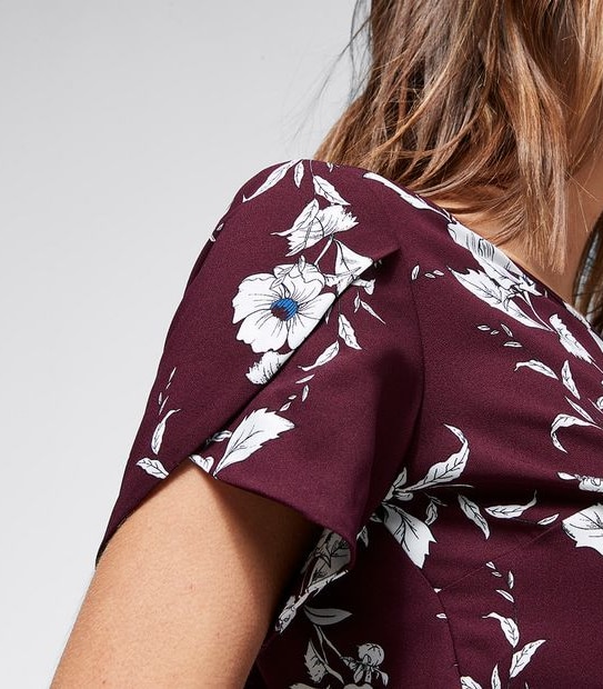 Preview Evie Tulip Sleeve Blouse - Burgundy Flat Floral
