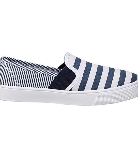 Norla Canvas Shoes