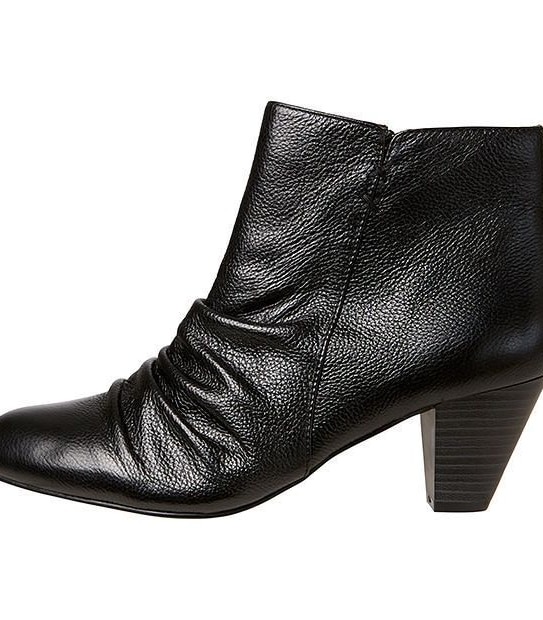 Vale Leather Ankle Boots