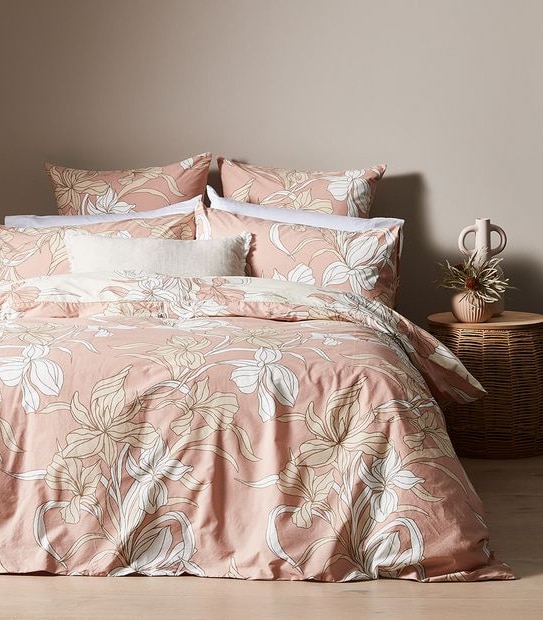 Elune Linear Floral Quilt Cover Set