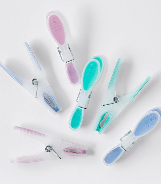 Plastic Pegs