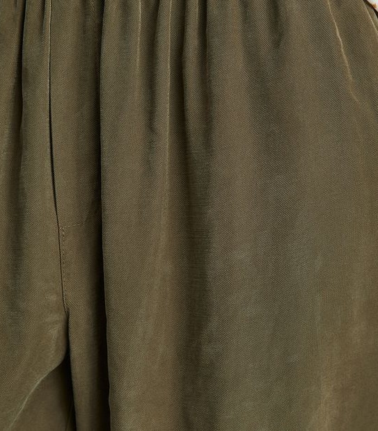 Tapered Pull On Pants