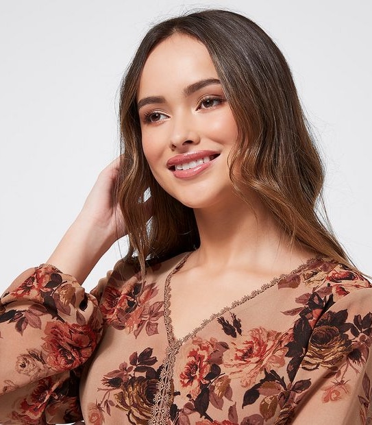 Dannii Minogue Petites Flounce Hem Blouse - Dusty Pink Floral