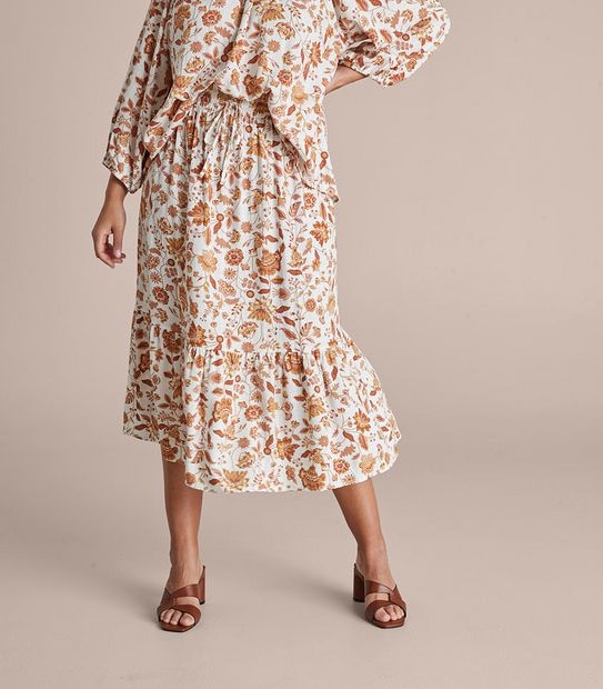 Curve Linen Blend Tiered Skirt