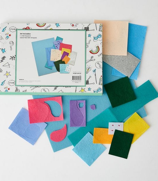 Create Your Own Mermaid Felt Playset