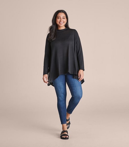 Curve Mock Neck Top
