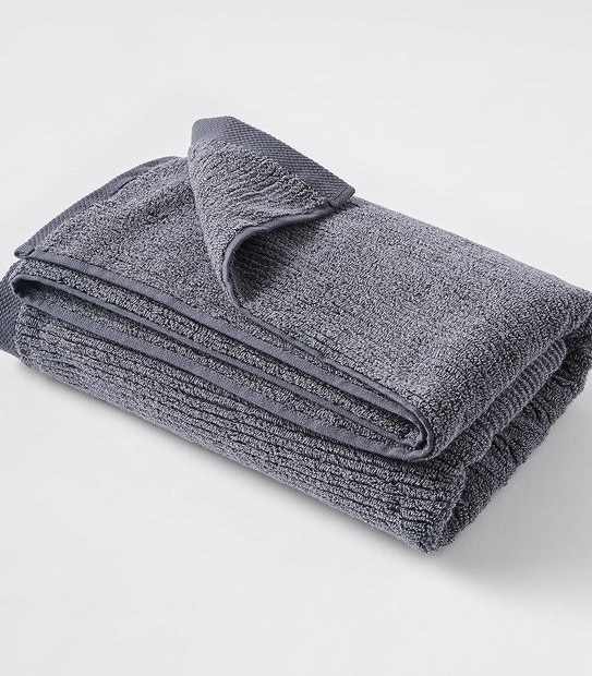 Classic Ribbed Bath Towel