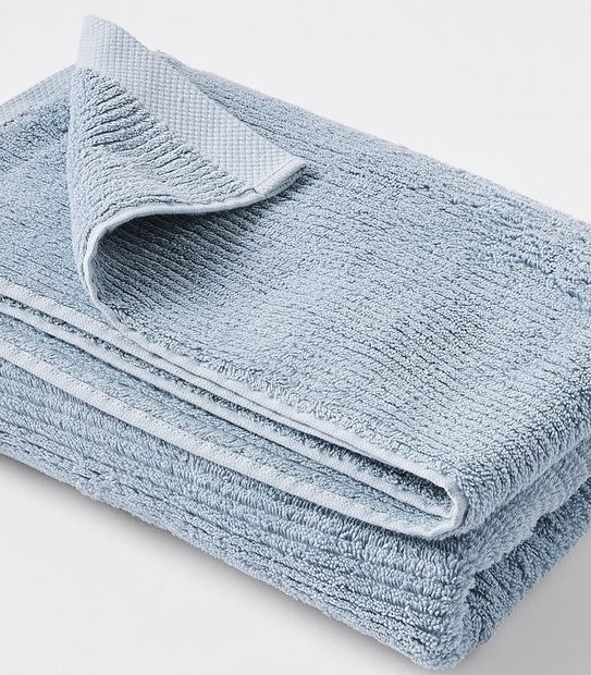 Classic Ribbed Bath Towel