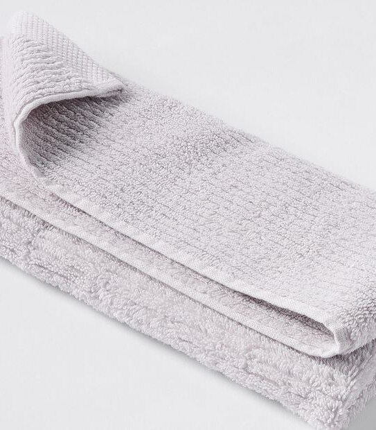 Classic Ribbed Hand Towel