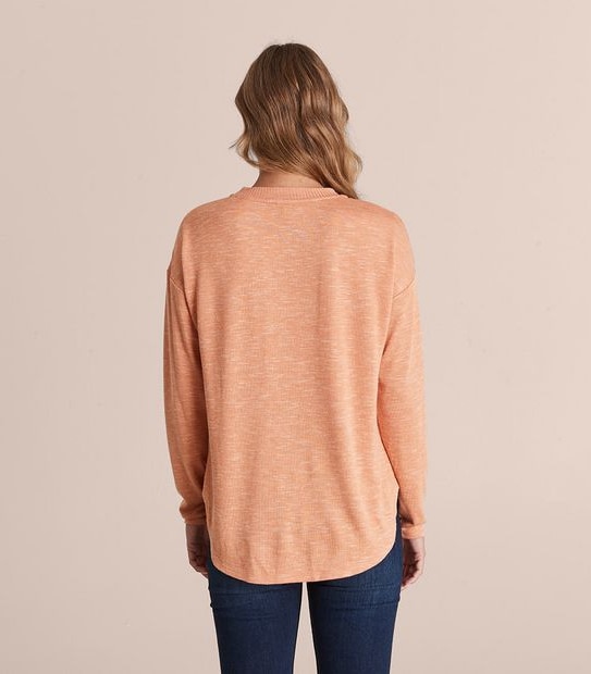Curved Hem Knit Top