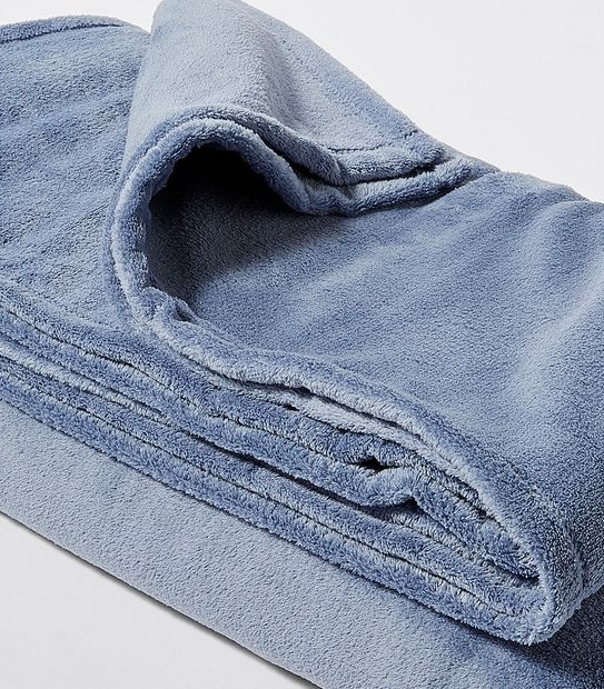 Coral Fleece Blanket - Queen Bed