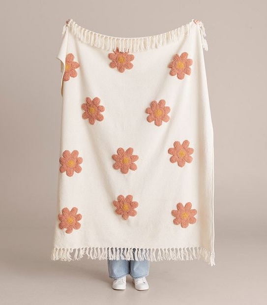 Zoey Daisy Throw