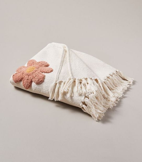 Zoey Daisy Throw