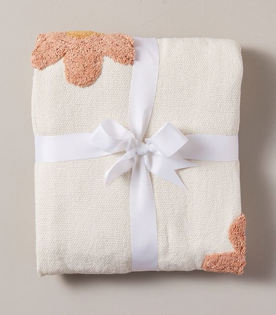 Zoey Daisy Throw