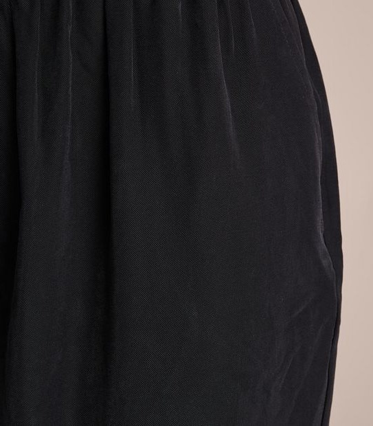Tapered Pull On Pants