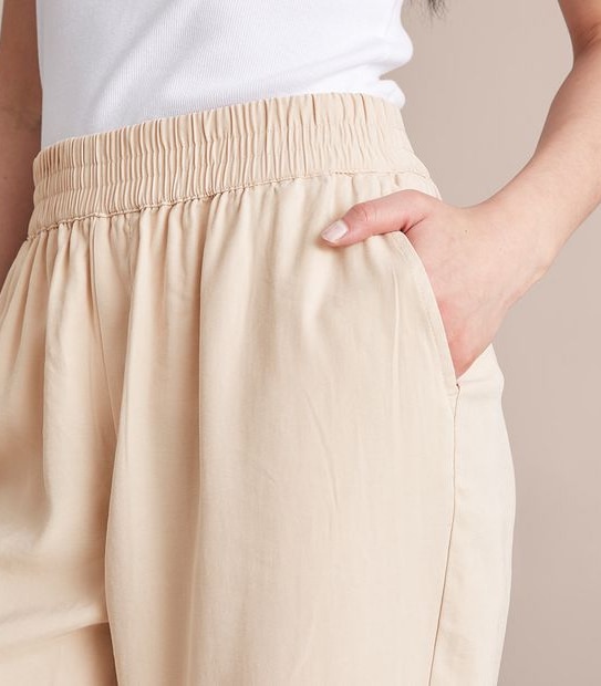 Tapered Pull On Pants