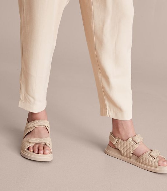 Tapered Pull On Pants