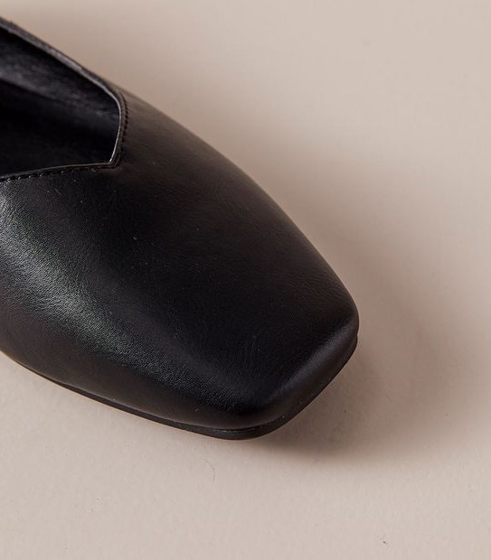 Womens Hallie Square Toe Ballet Flats