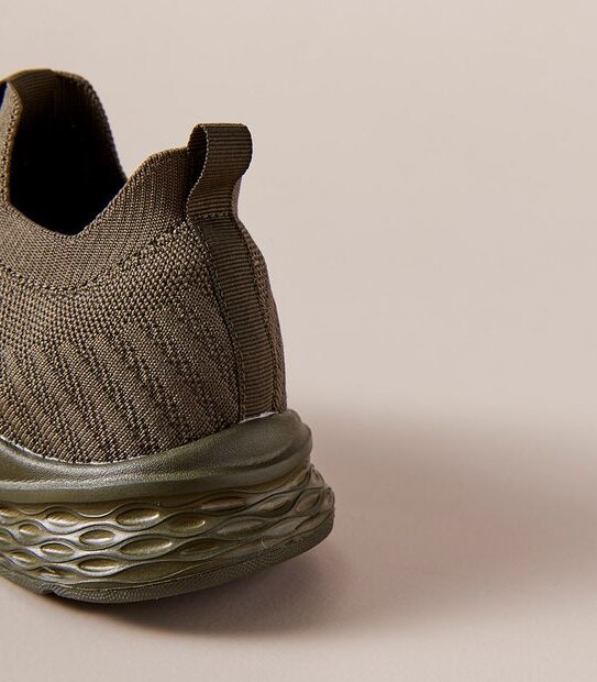 Kids Fly-Knit Sneakers