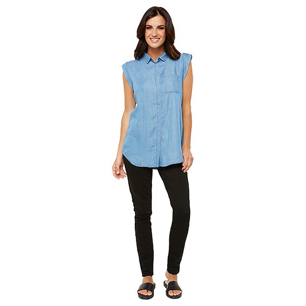 Life \u0026 Style Sleeveless Denim Shirt 
