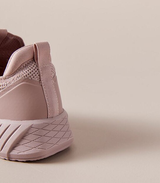 Womens Aria Lace-Up Cafe Sneakers