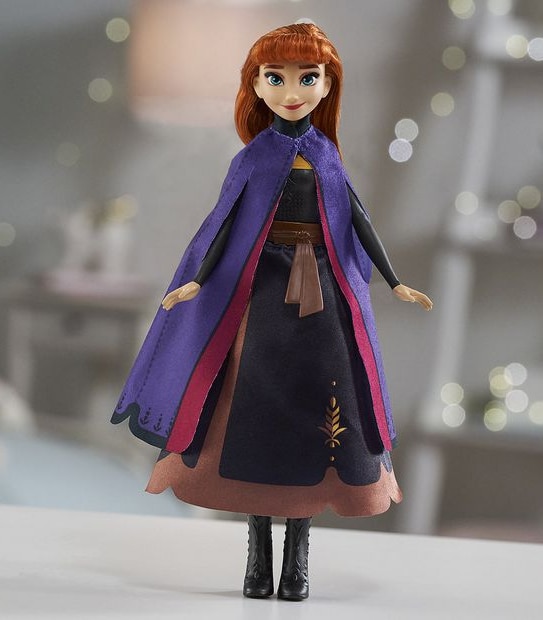 Disney's Frozen 2 Anna's Queen Transformation Fashion