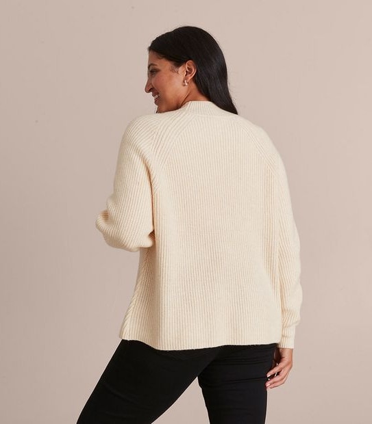 Curve Rib Jumper
